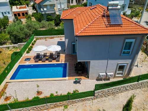  gece  -  Kasım
  | Kalkan Yeşilköy'de Çift Jakuzili 6 Kişilik Villa: Huzurlu Doğa Tatili
